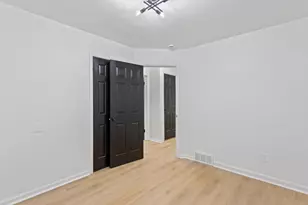 18031 Mendota St, Detroit, MI 48221 - Photo 13