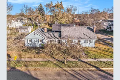 202 Moccasin Street, Buchanan, MI 49107 - Photo 31