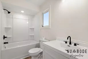 548 Eastern Ave NE, Grand Rapids, MI 49503 - Photo 21