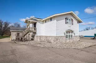 628 St Joseph Ave, Berrien Springs, MI 49103 - Photo 3