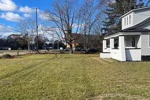 1226 Evanston Ave, Muskegon, MI 49442 - Photo 7