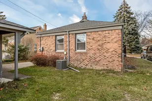 1804 Harwood Ave, Royal Oak, MI 48067 - Photo 25