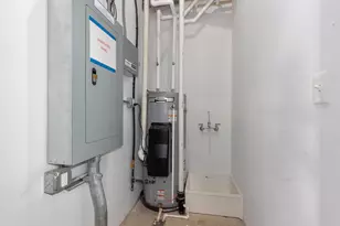 1010 Cesar E. Chavez Ave SW, Grand Rapids, MI 49503 - Photo 13