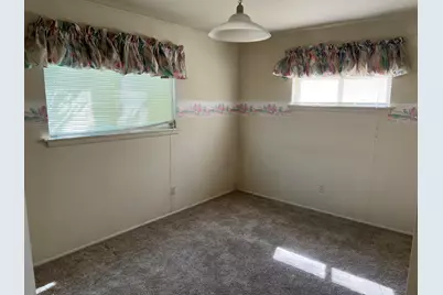 19436 Donna Street, Livonia, MI 48152 - Photo 9