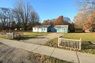 25248 Front St, Mattawan, MI 49071 - Photo 13