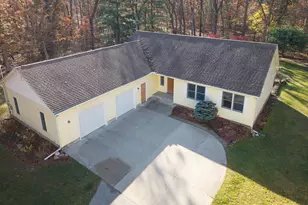 423 Fernwood Ln, Muskegon, MI 49442 - Photo 39