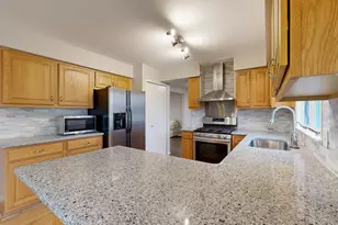 3129 Fawnmeadow Ct, Ann Arbor, MI 48105 - Photo 3