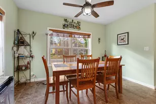 317 Monroe St, South Haven, MI 49090 - Photo 11