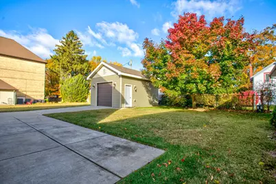 317 Monroe Street, South Haven, MI 49090 - Photo 5