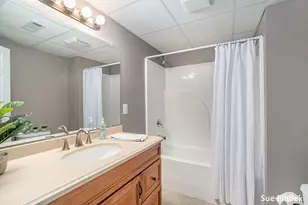 8641 Suntree Dr, Zeeland, MI 49464 - Photo 37