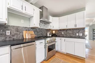 28850 Fairlane Dr, Dowagiac, MI 49047 - Photo 11