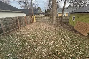 974 N Prospect Rd, Ypsilanti, MI 48198 - Photo 23