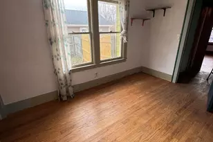 974 N Prospect Rd, Ypsilanti, MI 48198 - Photo 17