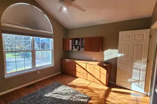 417 Winslow Cir, Commerce Township, MI 48390 - Photo 9
