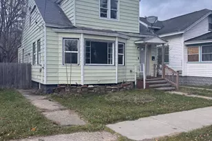 428 Orchard Ave, Muskegon, MI 49442 - Photo 1