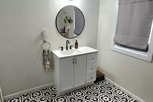 544 E Chicago St, Bronson, MI 49028 - Photo 21