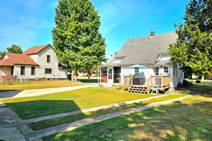 544 E Chicago St, Bronson, MI 49028 - Photo 27