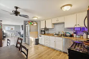 9470 Peck Rd, Greenville, MI 48838 - Photo 13