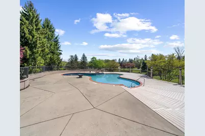 7288 Danbrooke Court, West Bloomfield, MI 48322 - Photo 5