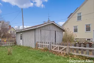 322 Alderman St, Belding, MI 48809 - Photo 27
