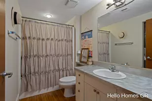 600 Broadway Ave NW, Grand Rapids, MI 49504 - Photo 17