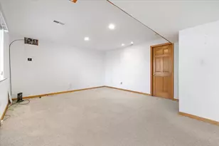 777 Challenging Trail, South Lyon, MI 48178 - Photo 23