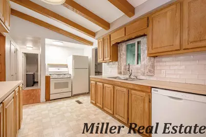 926 N Washington Street, Lowell, MI 49331 - Photo 7