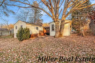 926 N Washington St, Lowell, MI 49331 - Photo 27