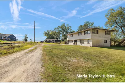 301 Birch Drive, Muskegon, MI 49445 - Photo 13