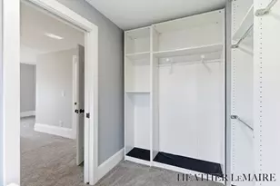 821 College Ave NE, Grand Rapids, MI 49503 - Photo 19