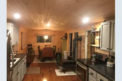 7129 Evergreen Ln, Fennville, MI 49408 - Photo 9