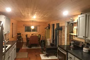 7129 Evergreen Ln, Fennville, MI 49408 - Photo 9