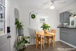 5738 Mt Vernon Ave, Portage, MI 49024 - Photo 7