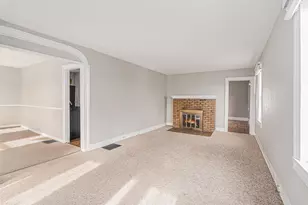 3981 White St SW, Grandville, MI 49418 - Photo 7