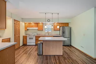 7808 Sunset Shores Dr, Canadian Lakes, MI 49346 - Photo 7