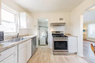 14420 Trenton Road, Southgate, MI 48195 - Photo 9