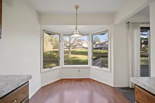 2812 S Wood Dale Dr, Jackson, MI 49203 - Photo 17