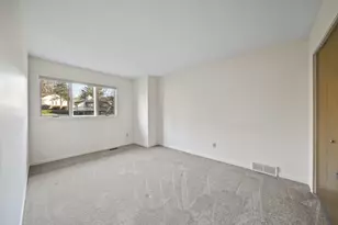 2812 S Wood Dale Dr, Jackson, MI 49203 - Photo 25