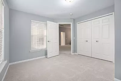 2768 S Knightsbridge Circle, Ann Arbor, MI 48105 - Photo 17