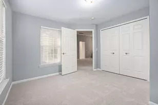 2768 S Knightsbridge Cir, Ann Arbor, MI 48105 - Photo 17