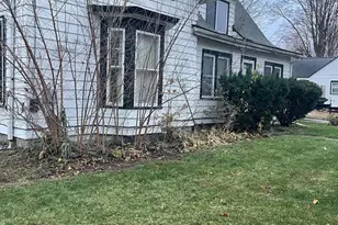 522 Walnut St, Three Rivers, MI 49093 - Photo 3