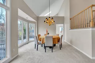 6057 Beachwood Dr, West Bloomfield, MI 48324 - Photo 11