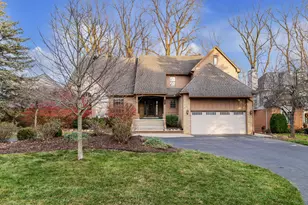 6057 Beachwood Dr, West Bloomfield, MI 48324 - Photo 3