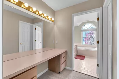 6057 Beachwood Drive, West Bloomfield, MI 48324 - Photo 25