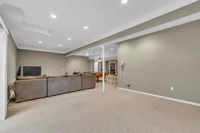 6057 Beachwood Drive, West Bloomfield, MI 48324 - Photo 45