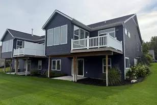 14729 Pine Dew Dr, Grand Haven, MI 49417 - Photo 3