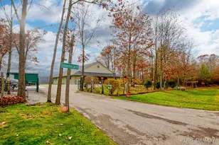 3752 Schermerhorn Lk Dr, Allegan, MI 49010 - Photo 5