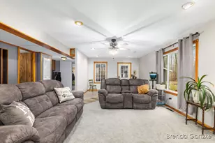 9807 N Maple Hill Rd, Howard City, MI 49329 - Photo 5