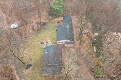 9807 N Maple Hill Road, Howard City, MI 49329 - Photo 33