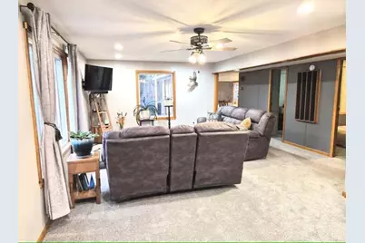 9807 N Maple Hill Road, Howard City, MI 49329 - Photo 7